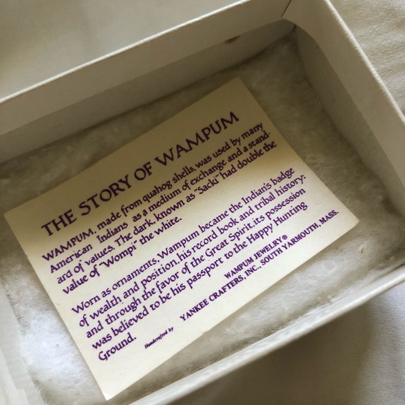 Shell necklace - Picture 3 of 4